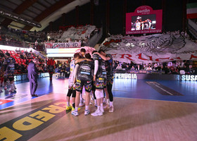 Perugia torna in vetta