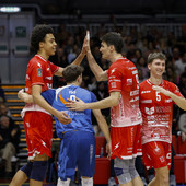 Superlega Credem Banca: Piacenza piega Trento 3-1 e blinda il quinto posto, Mandiraci MVP Superlega Credem Banca: Piacenza piega Trento 3-1 e blinda il quinto posto, Mandiraci MVP
