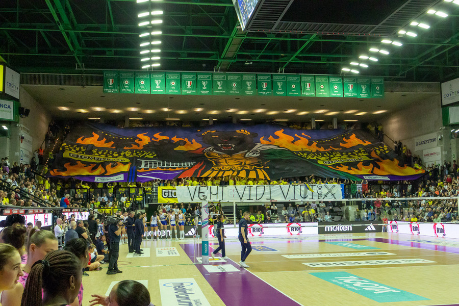 A1 Tigotà: Finale Scudetto gara1. Risultato e statistiche set per set. Conegliano-Milano 2-2 A1 Tigotà: Finale Scudetto gara1. Risultato e statistiche set per set. Conegliano-Milano 2-2