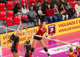 Perovic, 41 punti per lei contro Busto Arsizio