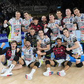 Superlega Credem Banca: Perugia passa a Civitanova 3-1. La Sir resta in vetta