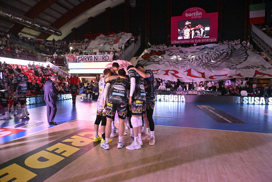 Perugia torna in vetta