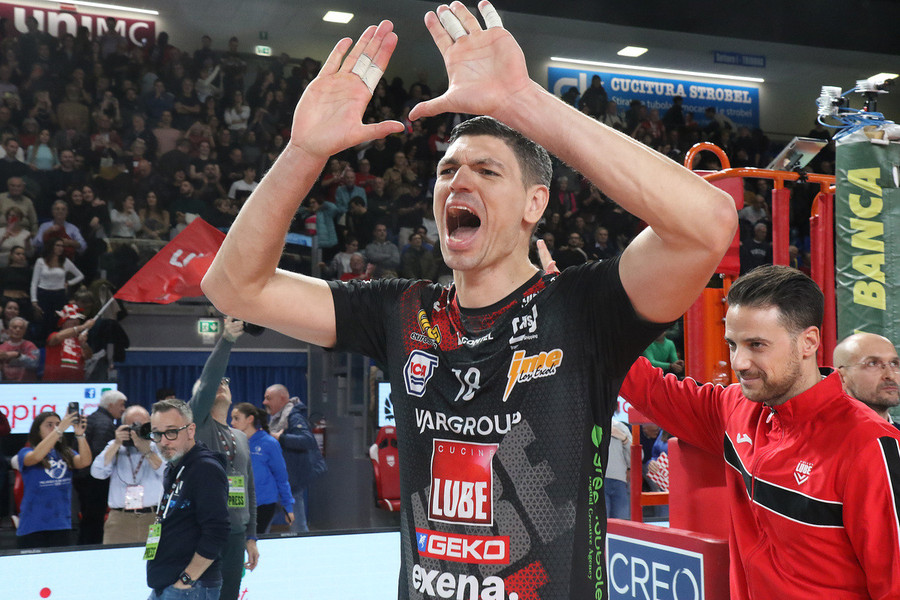 Potke saluta il volley giocato Potke saluta il volley giocato