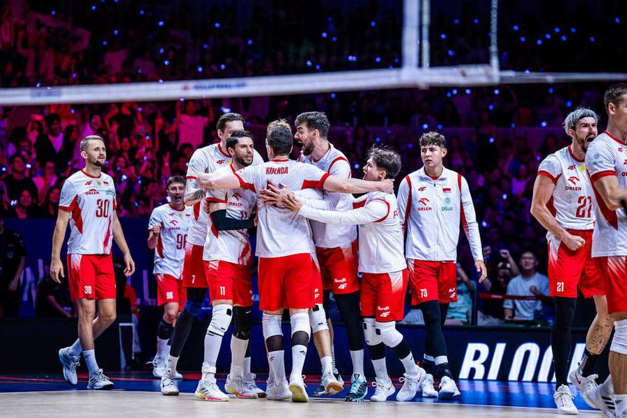 VNL Finals: Vince ancora la Polonia. 3-2 agli USA. Slovenia di bronzo VNL Finals: Vince ancora la Polonia. 3-2 agli USA. Slovenia di bronzo