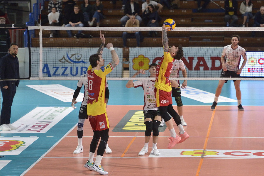 Serie A3 Credem Banca: oggi alle 17 Gara 3 tra Reggio Emilia e Reggio Calabria