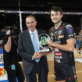 Il presidenre di Lega Massimo Righi e Loeppky