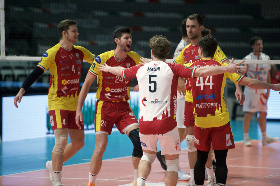 Reggio domina il campionato