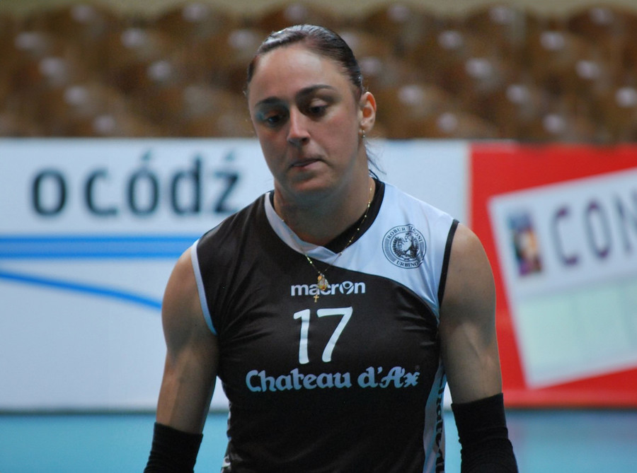 Renatinha con la maglia di Urbino, stagione 2010/11