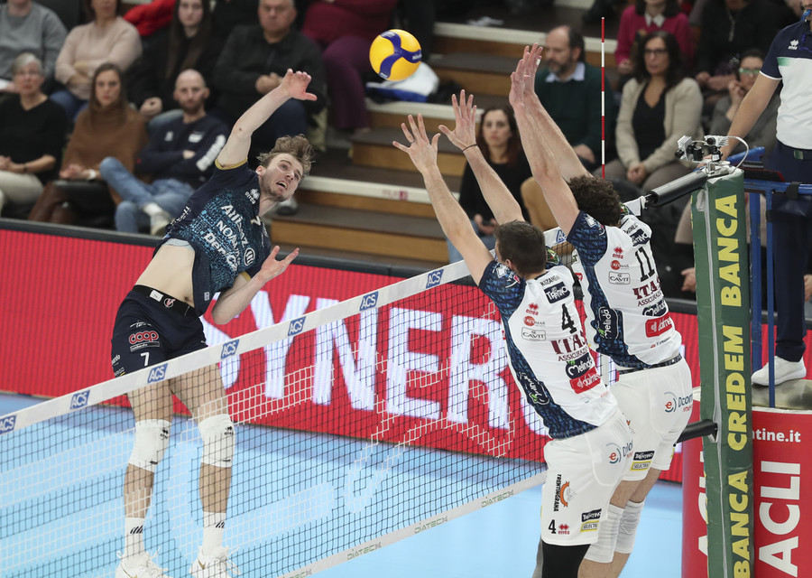 Superlega: Trento e Milano in campo per l'Europa Superlega: Trento e Milano in campo per l'Europa