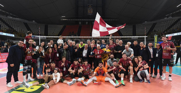 Spareggio Promozione: Reggio Calabria forza 5 (Gara). Domotek batte 3-0 Reggio Emilia e riporta la serie in parità