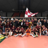 Spareggio Promozione: Reggio Calabria forza 5 (Gara). Domotek batte 3-0 Reggio Emilia e riporta la serie in parità Spareggio Promozione: Reggio Calabria forza 5 (Gara). Domotek batte 3-0 Reggio Emilia e riporta la serie in parità