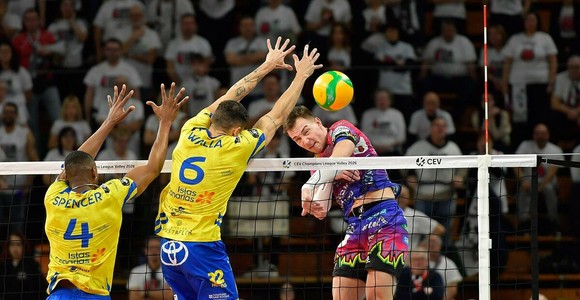 Perugia-Las Palmas oggi: ritorno quarti Champions League volley, orario e cosa serve per la Final Four Perugia-Las Palmas oggi: ritorno quarti Champions League volley, orario e cosa serve per la Final Four