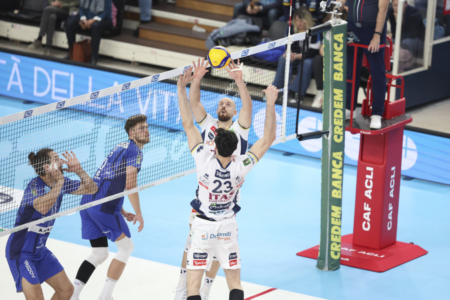 Trento: Faure e Sbertoli, “Vittoria importante, il ritmo giusto per continuare a crescere” Trento: Faure e Sbertoli, “Vittoria importante, il ritmo giusto per continuare a crescere”