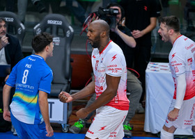 Tra le interviste della terza puntata anche quella al centrale piacentino Simon Tra le interviste della terza puntata anche quella al centrale piacentino Simon