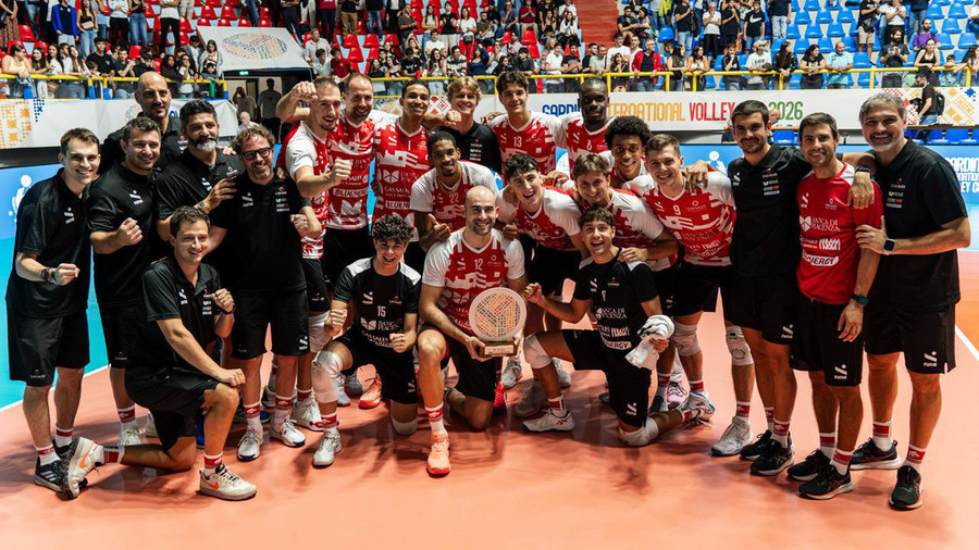 Sardinia Cup: Piacenza batte Trento 3-0, Zlatanov firma 19 punti Sardinia Cup: Piacenza batte Trento 3-0, Zlatanov firma 19 punti