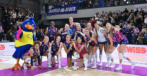 A1 Tigotà: Scandicci vince il big match al tie break. Novara strappa un punto d'oro