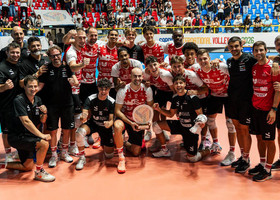 Sardinia Cup: Piacenza batte Trento 3-0, Zlatanov firma 19 punti