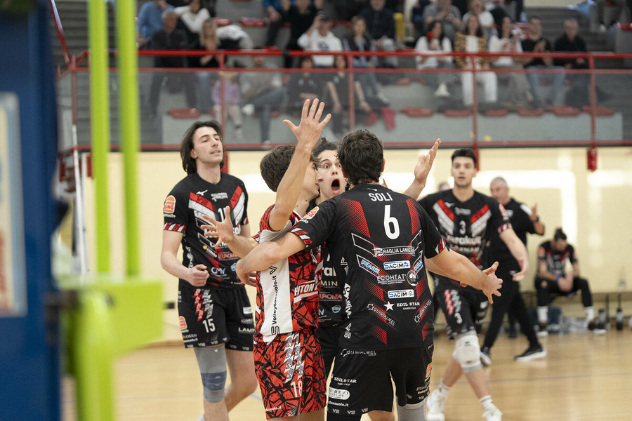 Sassuolo vola in finale