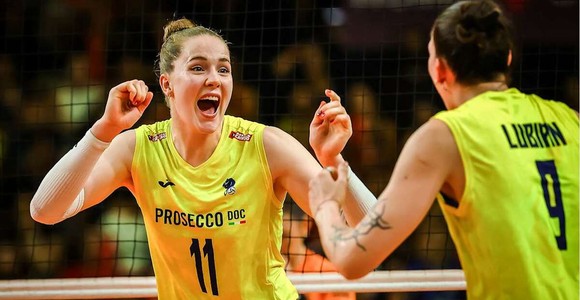 Mondiale per Club: Due set da paura, ma alla fine vince Conegliano 3-1. Storico: Con Scandicci sarà la prima finale tricolore iridata Mondiale per Club: Due set da paura, ma alla fine vince Conegliano 3-1. Storico: Con Scandicci sarà la prima finale tricolore iridata