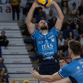 Trento: Michieletto, Sbertoli e Mendez analizzano il ko di Verona. “Momento complicato, ma ne usciremo insieme” Trento: Michieletto, Sbertoli e Mendez analizzano il ko di Verona. “Momento complicato, ma ne usciremo insieme”