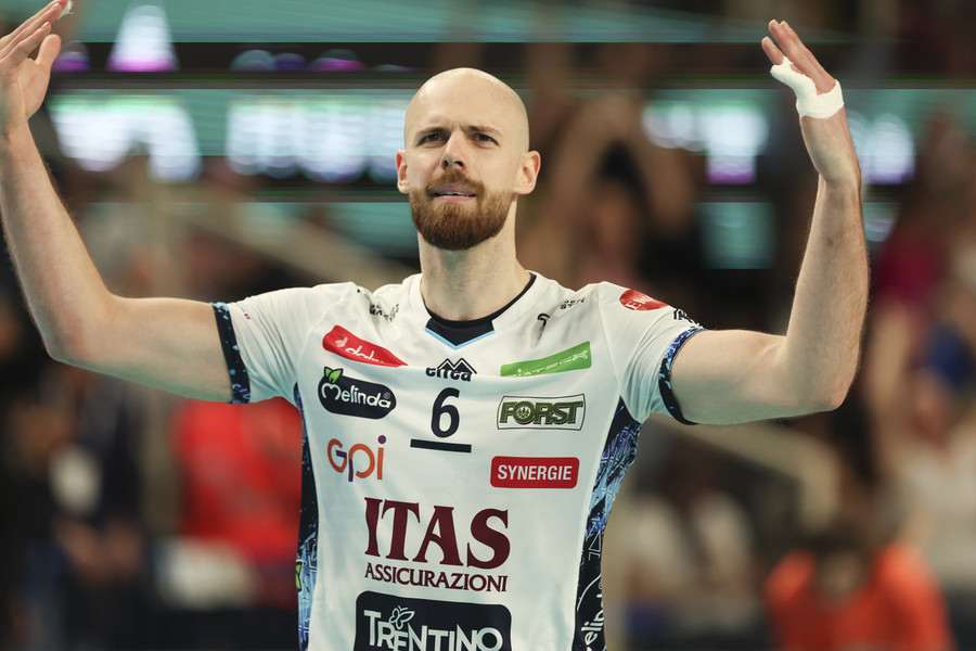 Trento: L'Itas la spunta al tie-break. Parlano Sbertoli, Lavia e coach Soli