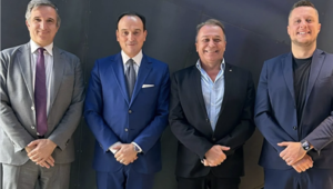 Nella foto da sx, l’AD della Lega Pallavolo Serie A Fabio Fistetto, il presidente della Regione Piemonte Alberto Cirio, l’assessore regionale allo Sport Paolo Bongioanni e il presidente del Cuneo Volley Gabriele Costamagna Nella foto da sx, l’AD della Lega Pallavolo Serie A Fabio Fistetto, il presidente della Regione Piemonte Alberto Cirio, l’assessore regionale allo Sport Paolo Bongioanni e il presidente del Cuneo Volley Gabriele Costamagna
