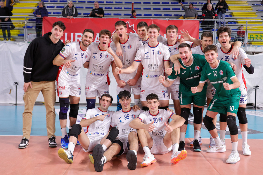 A2 Credem banca: Siena vince l'anticipo. 3-0 al Porto Viro, Randazzo MVP