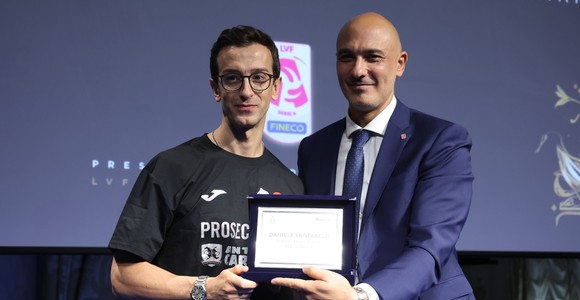 Santarelli premiato all'ouverture del campionato al teatro alla Fenice