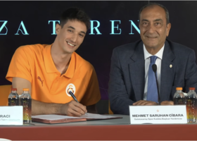 La firma di Mandiraci per il Galatasaray... nonostante il contratto con Piacenza La firma di Mandiraci per il Galatasaray... nonostante il contratto con Piacenza