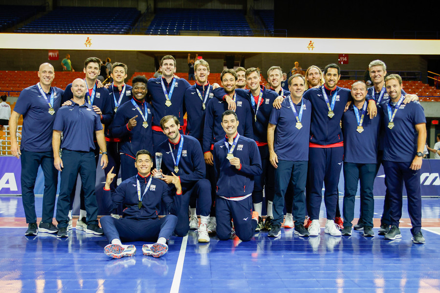 Campioni degli Stati Uniti, argento del Canada.  Christenson MVP – Volleyball.it