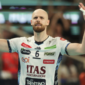 Trento: L'Itas la spunta al tie-break. Parlano Sbertoli, Lavia e coach Soli