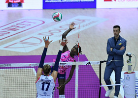 Conegliano: Santarelli, “Atmosfera pazzesca, vittoria di carattere e crescita costante” Conegliano: Santarelli, “Atmosfera pazzesca, vittoria di carattere e crescita costante”