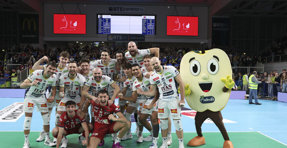 Superlega Credem Banca: Dura lezione. Trento ferma Perugia 3-1 e vola al terzo posto. Sirci tuona! Superlega Credem Banca: Dura lezione. Trento ferma Perugia 3-1 e vola al terzo posto. Sirci tuona!