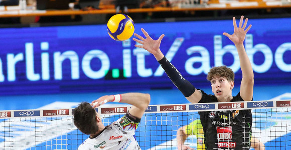 Allianz Milano punta sul futuro: Davi Tenorio affianca Simon al centro della rete Allianz Milano punta sul futuro: Davi Tenorio affianca Simon al centro della rete