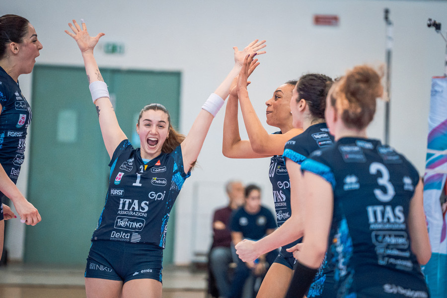 A2 Tigotà: Playoff al via: Macerata-Trento e Busto Arsizio-Messina per un posto in A1