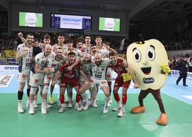 Superlega Credem Banca: Trento solida nel fortino di casa! 3-1 ad una Lube con alti e bassi. Non basta Nikolov Superlega Credem Banca: Trento solida nel fortino di casa! 3-1 ad una Lube con alti e bassi. Non basta Nikolov