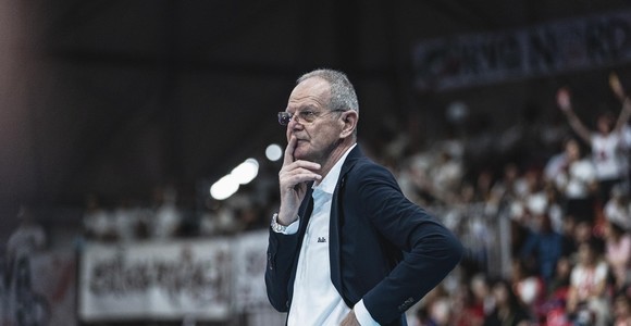 Coach Travica Coach Travica