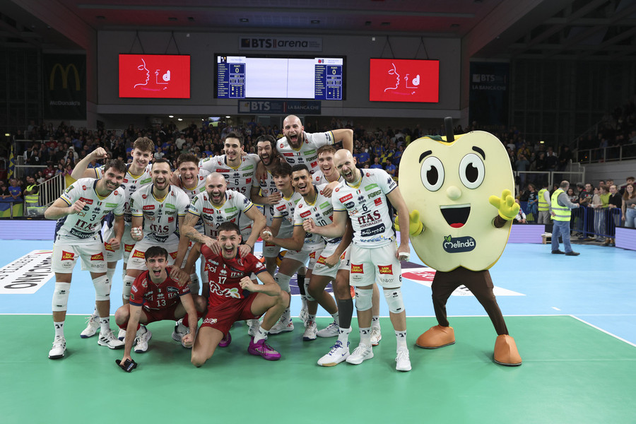 Superlega Credem Banca: Dura lezione. Trento ferma Perugia 3-1 e vola al terzo posto. Sirci tuona!