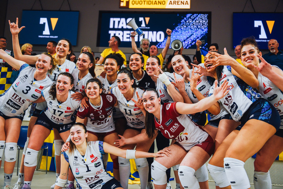 Trento fa festa, riapre la serie di semifinale