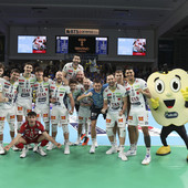 Superlega Credem Banca: Trento mantiene l’imbattibilità, Cuneo passa a Grottazzolina, impresa al cardiopalma di Cisterna su Modena Superlega Credem Banca: Trento mantiene l’imbattibilità, Cuneo passa a Grottazzolina, impresa al cardiopalma di Cisterna su Modena