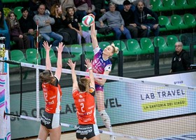 A1 Tigotà: Igor Gorgonzola Novara a segno in tre set a Cuneo