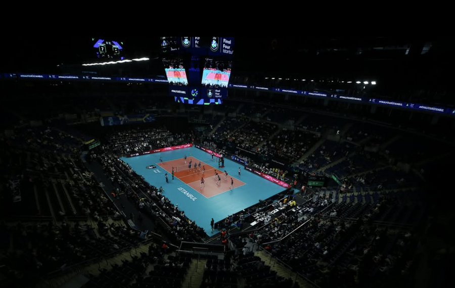 La Champions torna alla Ülker Sports Arena