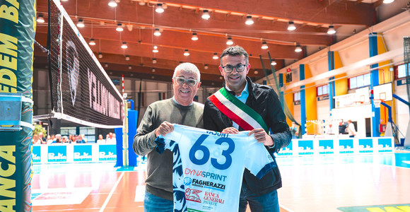 Belluno: Una maglia speciale del Volley per custodire la memoria del Vajont