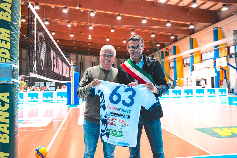 Belluno: Una maglia speciale del Volley per custodire la memoria del Vajont