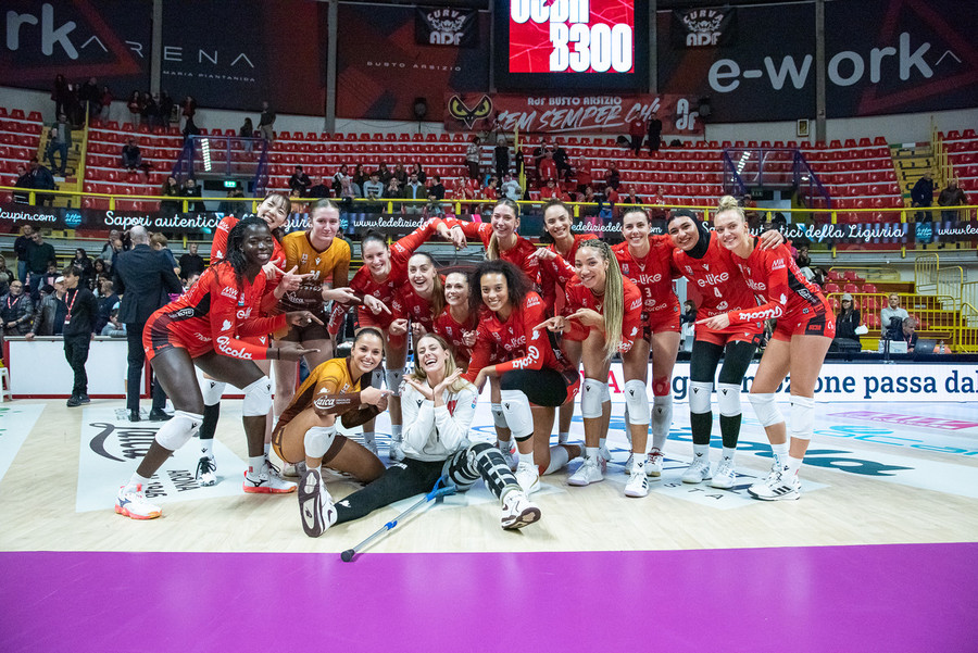Serie A1 Tigotà: Scandicci raggiunge Conegliano, Milano e Busto in tre set, Monviso vince la maratona di Firenze Serie A1 Tigotà: Scandicci raggiunge Conegliano, Milano e Busto in tre set, Monviso vince la maratona di Firenze