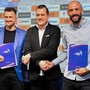 I nuovi CT della Slovacchia Michal Masný (sx) e Martino Volpini (dx). Al centro il presidente della SVF Marek Rojko