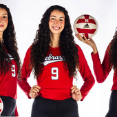 Virginia Adriano con la maglia del Nebranska Virginia Adriano con la maglia del Nebranska