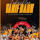 Turchia: Anche Erdogan si congratula con il VakifBank campione di Guidetti