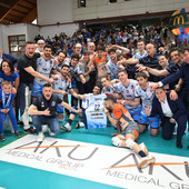 A2 Credem Banca: Finale Promozione, Cuneo parte forte e ora vede la Superlega. Brescia ko in tre set in Gara 1