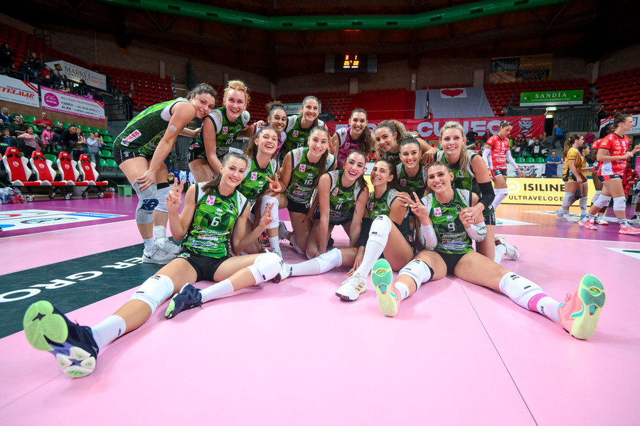 A1 F.: Mingardi MVP. Vallefoglia sbanca Cuneo 3-1